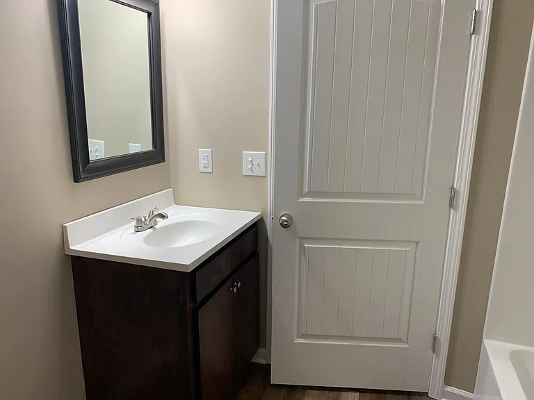 600 E Moore St #1 — Photo 7