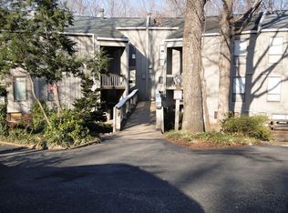 10302 Iron Mill Rd, North Chesterfield, VA 23235