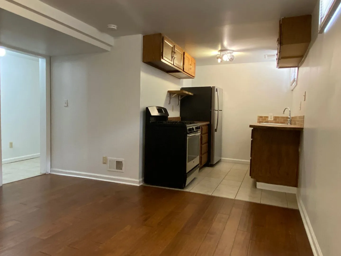1212 East 19th Street — Photo 2