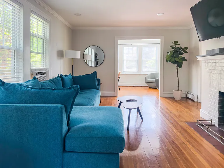 65-67 Saint James Cir #2 — Photo 9