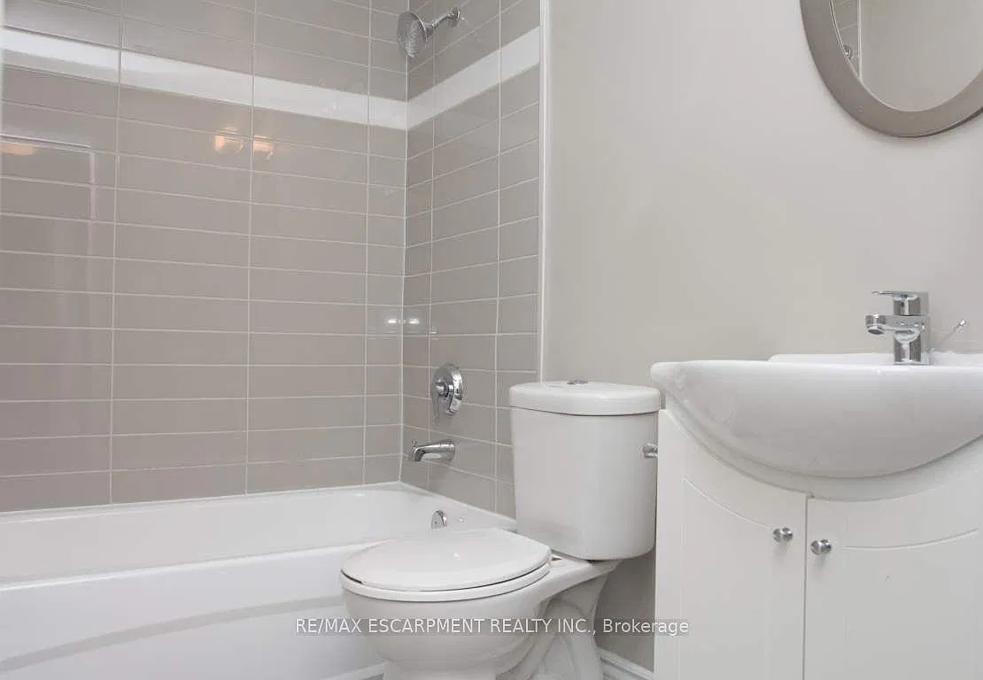 1 bed, $1,549 — Photo 4