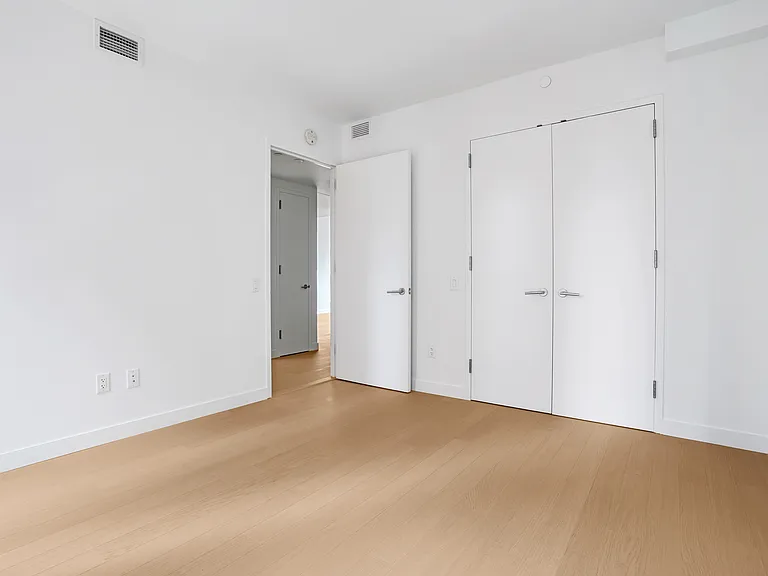 310 Livingston St #1505 — Photo 9