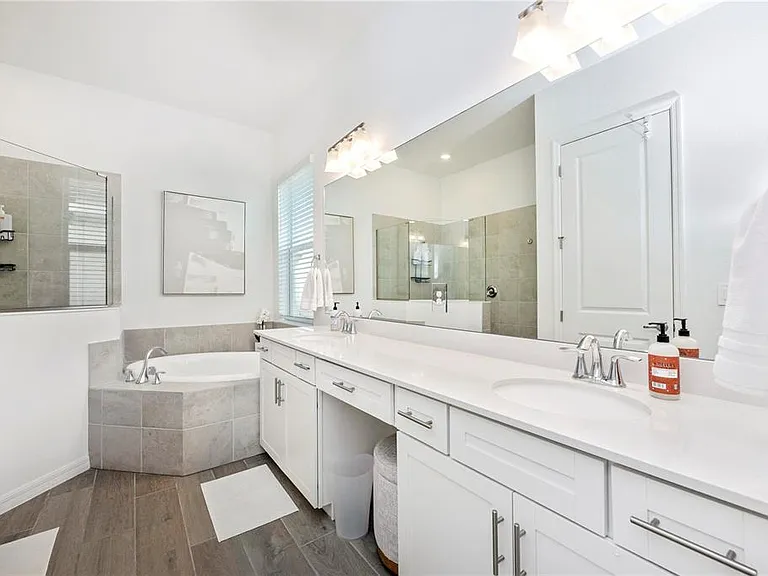 17662 Santorini Ct — Photo 25