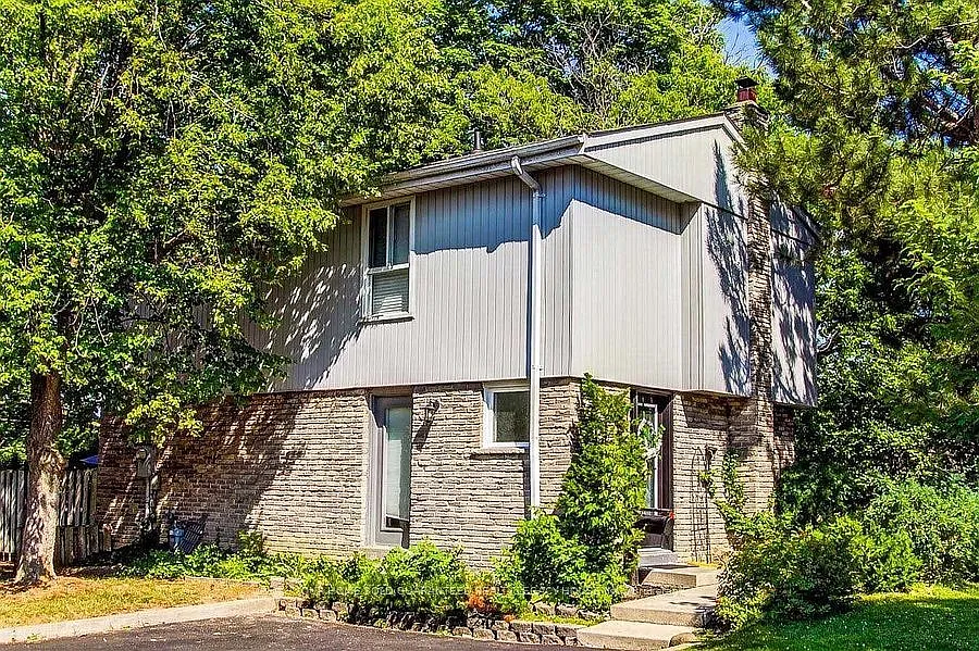 59 Kenninghall Blvd #17 photo 1