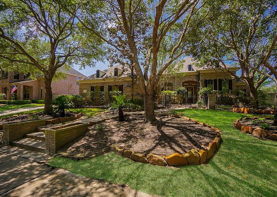 1st image of 23819 Legendary Lane Drive