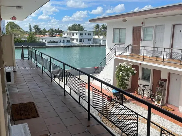 8210 Byron Ave APT 16, Miami Beach, FL 33141