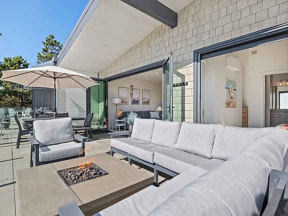 5th image of 9022 Clarkson Ave #19