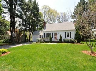 11 Valley View Rd, Wayland, MA 01778