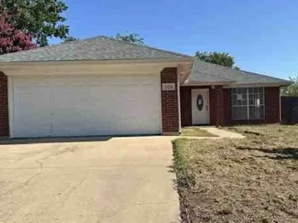 5554 Northfield Dr, Fort Worth, TX 76179