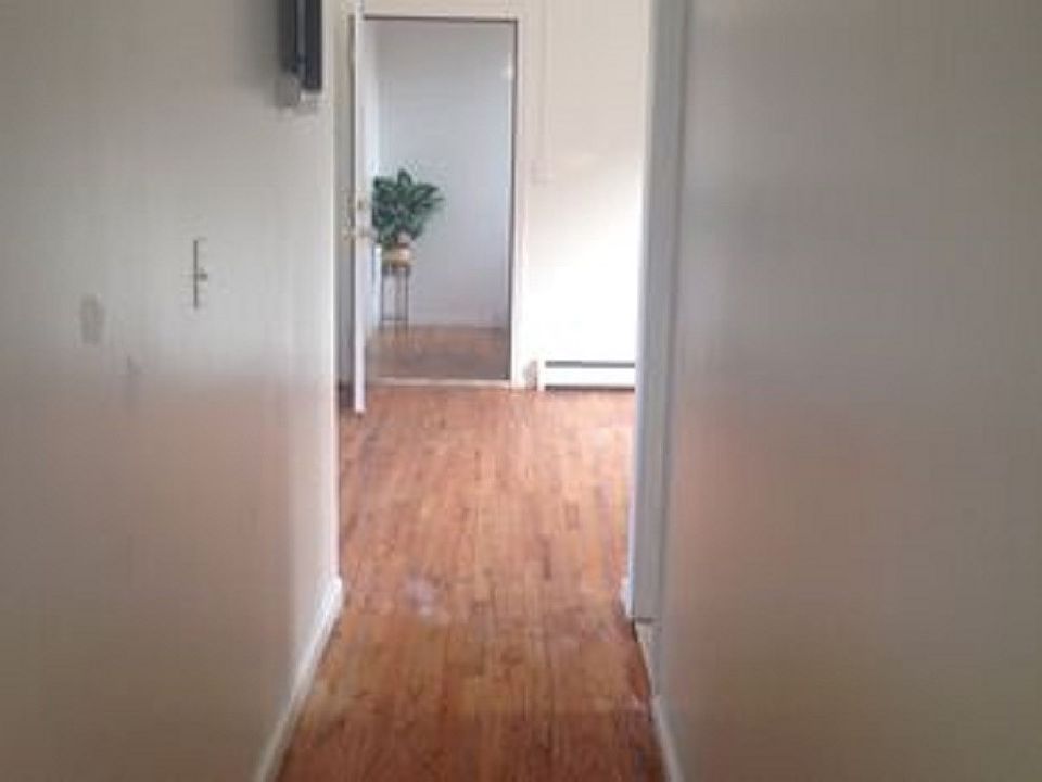 1st image of 272 Throgs Neck Blvd