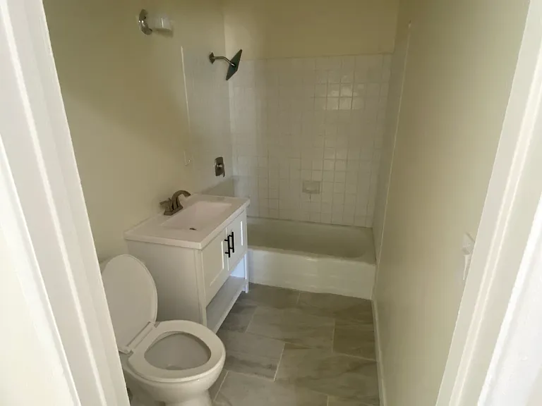 1223 W Avenue H12 — Photo 13