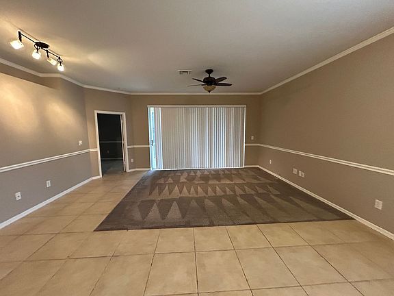 5th image of 13080 Lake Meadow Dr