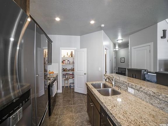 4th image of 11838 S Cedar Valley Dr