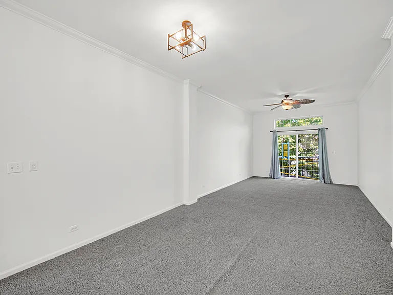 2290 Scott Ln #2290 — Photo 9