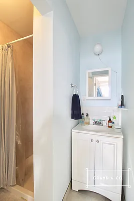 Rented by Grand & Co. | media 10