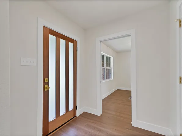 1618 Comanche Trl, Garland, TX 75043
