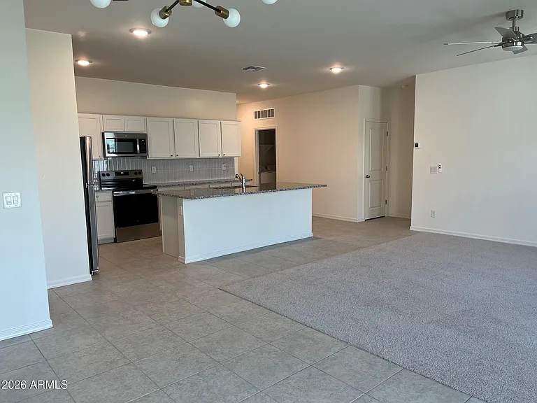 4422 N 100th Dr — Photo 9