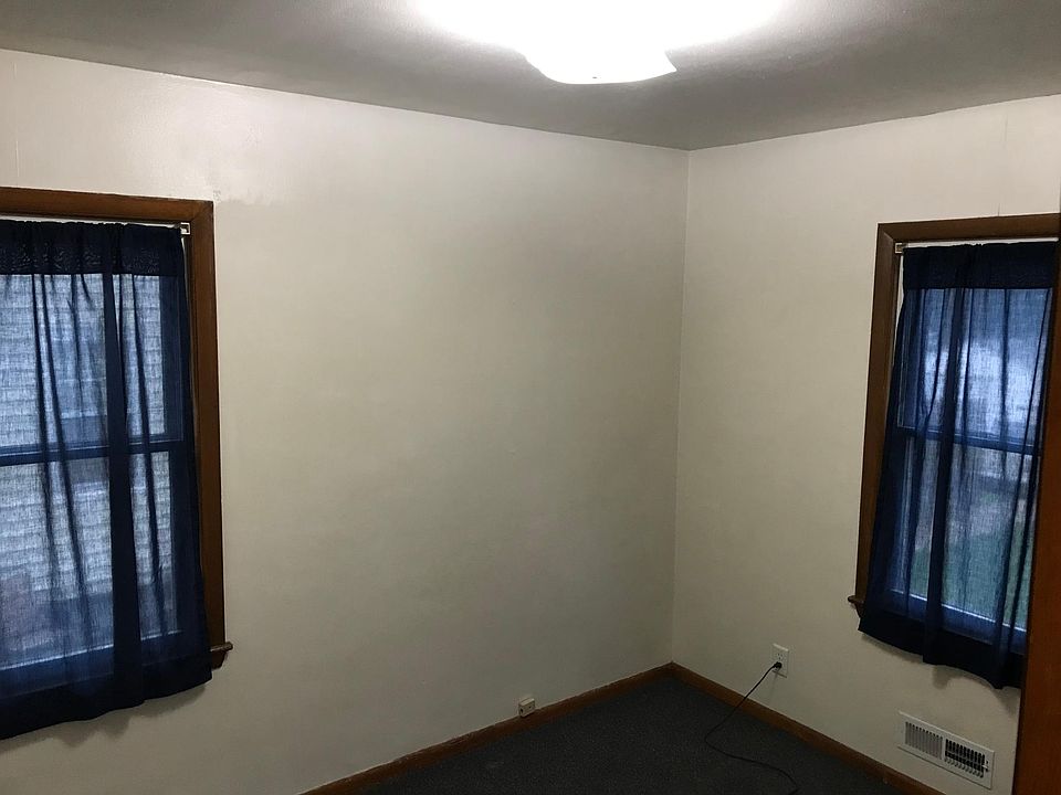 2nd image of 3012 S 61st St