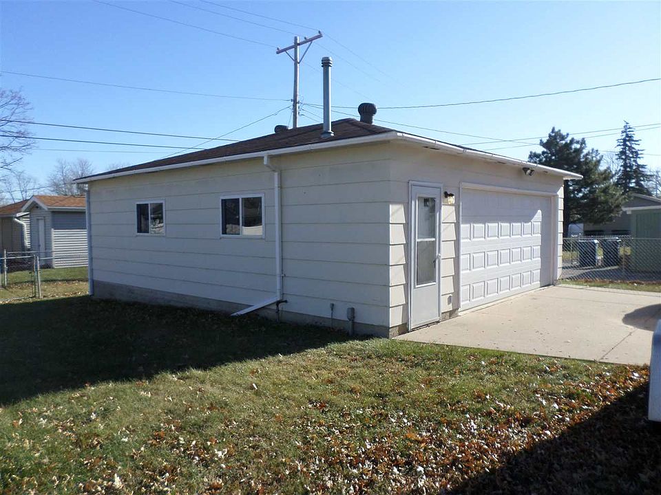 2nd image of 2409 10th St