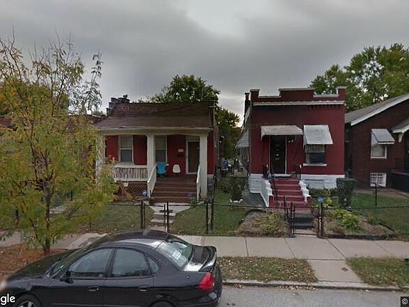 2nd image of 1914 Desoto Ave