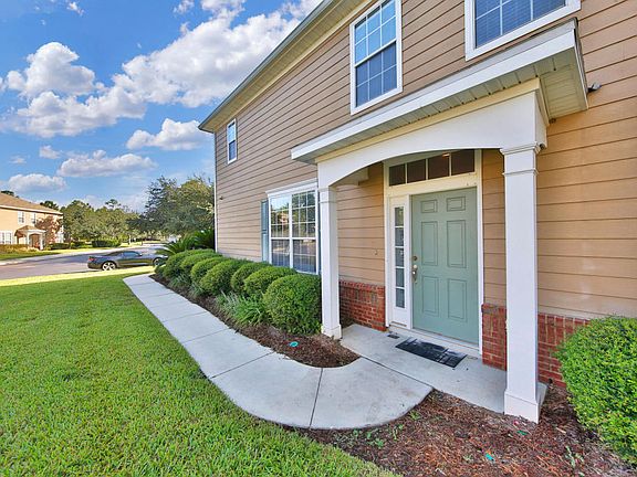 2nd image of 13420 Stone Pond Dr
