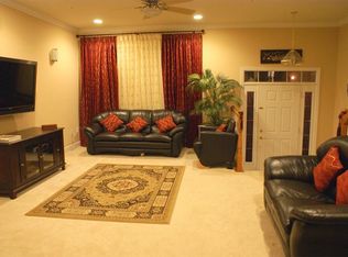 587 Pelican Ave, Gaithersburg, MD