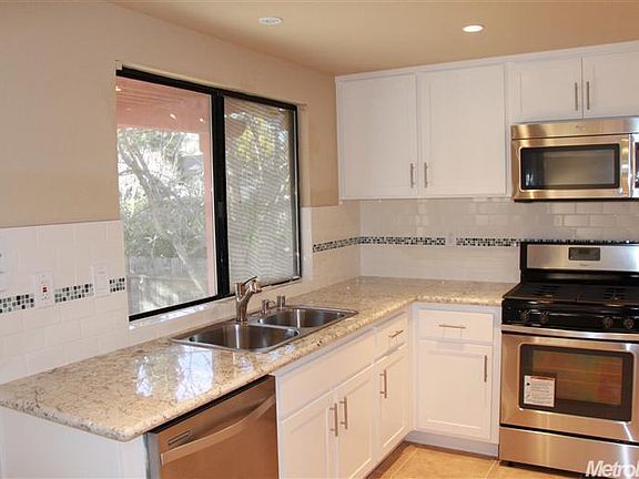 5th image of 8262 Woodlake Hills Dr