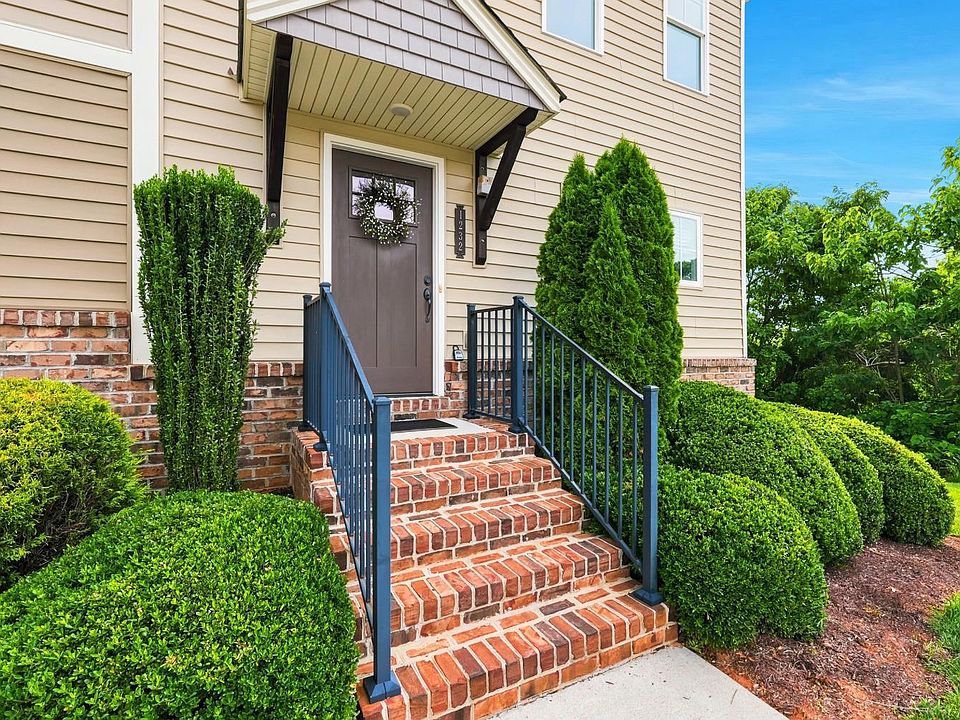 1st image of 1232 Commonwealth Cir