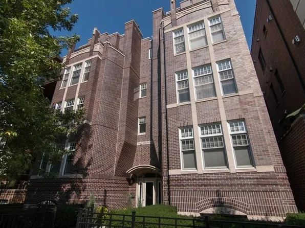 3835 N Ashland Ave, Chicago, IL 60613