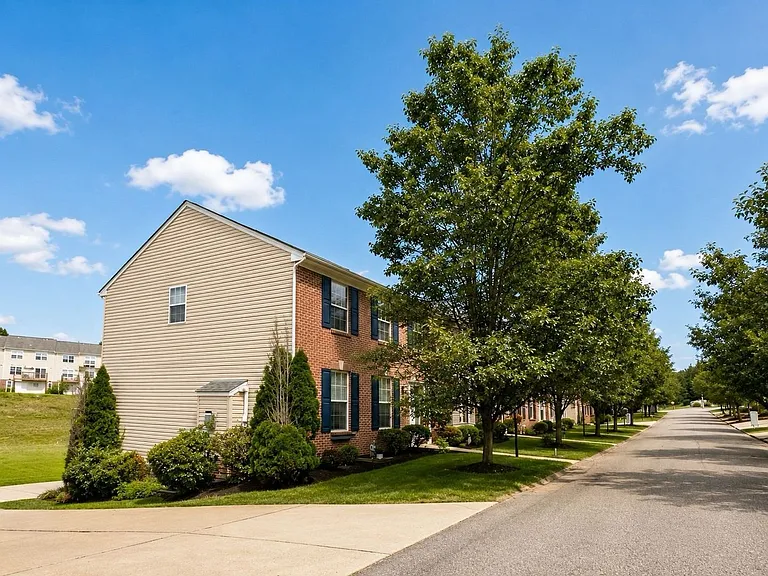 10551 Cherry Grove Ct — Photo 26