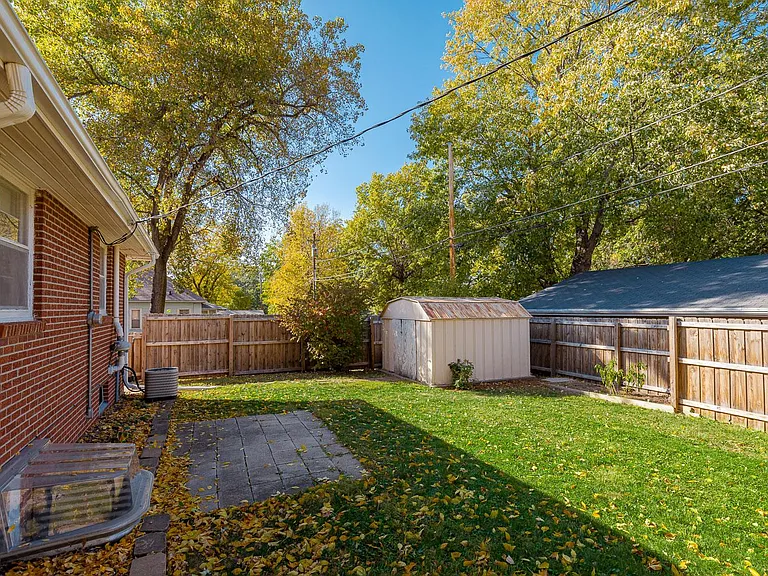 5540 Oldham St — Photo 25
