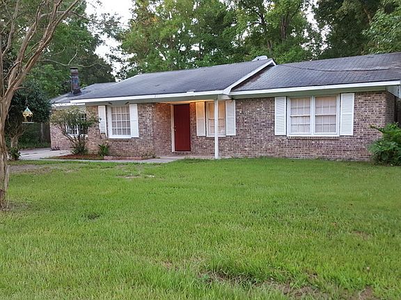 3rd image of 211 Eagle Dr