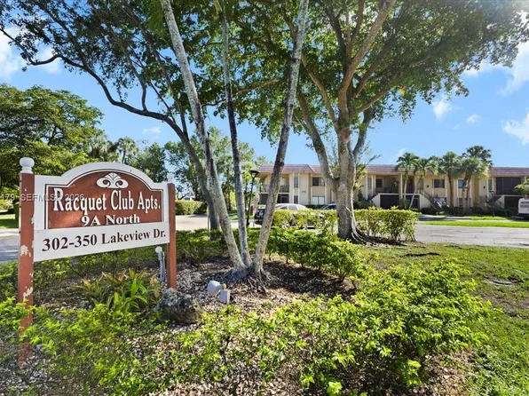302 Lakeview Dr APT 203, Fort Lauderdale, FL 33326