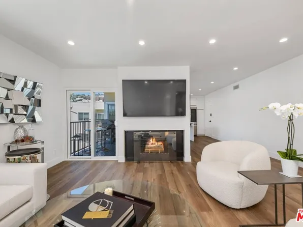 949 N Kings Rd APT 302, West Hollywood, CA 90069
