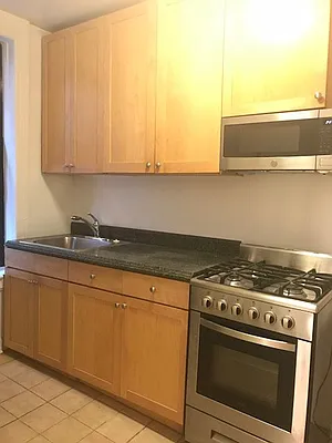 Rented by Beekman Street Realty | media 52