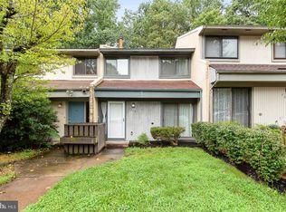 2218 Coppersmith Sq, Reston, VA 20191