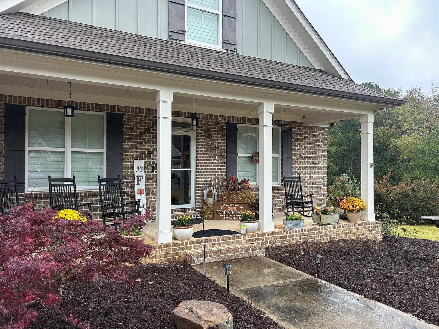 3 bed, 2700 sqft, $3,800 — Photo 1