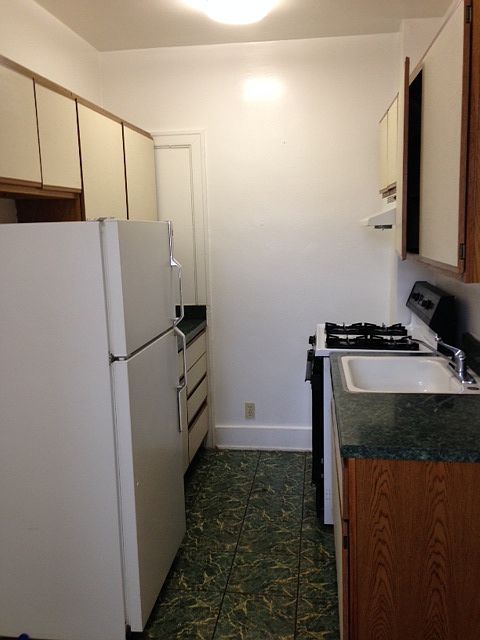 1st image of 1130 Parker St APT 717