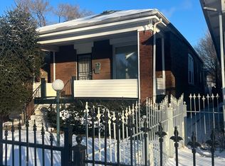 26 E 102nd St, Chicago, IL 60628