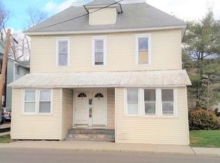 210 W Union St APT A, Athens, OH 45701