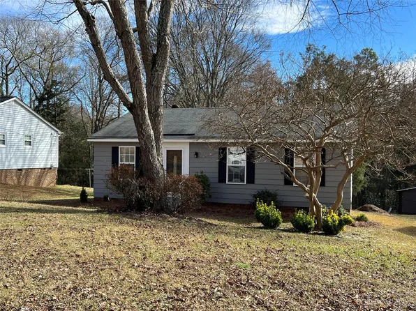 709 Echo Cove Ln, Charlotte, NC 28273