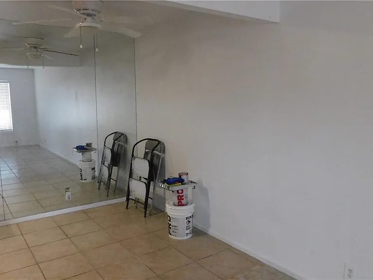 565 S Royal Crest Cir #13 — Photo 7