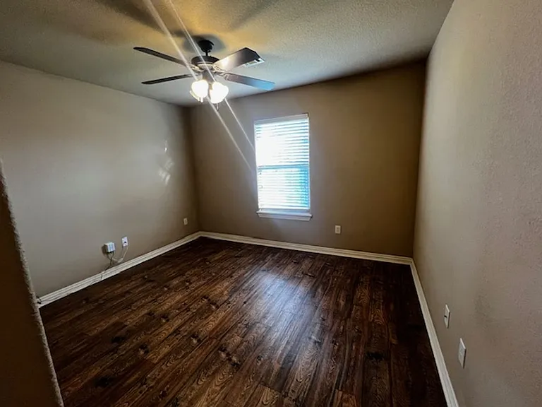 4111 W Mahogany Dr — Photo 9