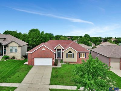 4911 S 76th St, Lincoln, NE, 68516