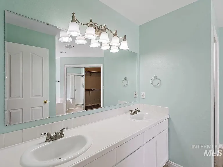 13985 W Chatsworth Ct — Photo 24