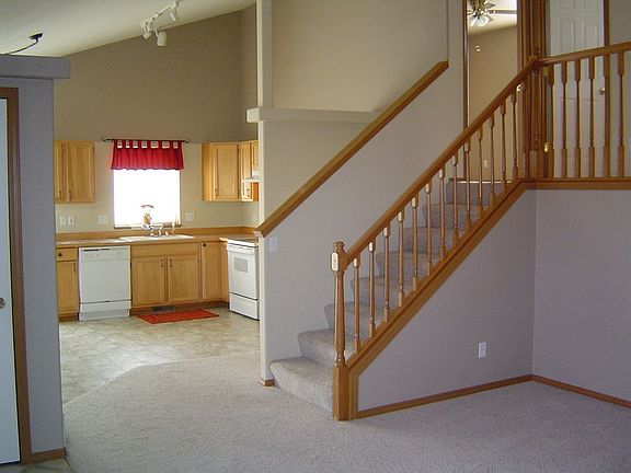 3rd image of 5528 Westminster Ln