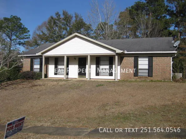 5710 Green Hill Ct, Mobile, AL 36609