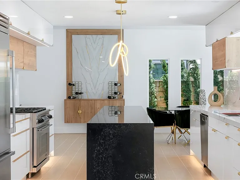 32232 Fall River Rd — Photo 11