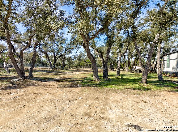 819 Hart Ln, Dripping Springs, TX 78620 | MLS #1749503 | Zillow