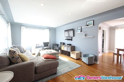 2nd image of 1629 Syracuse St